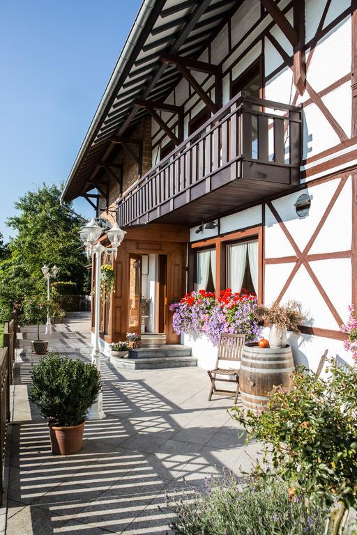 Landgasthof Gut Marienbildchen Roetgen Exterior foto
